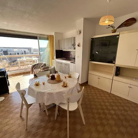 Apartment Studio Cabine Au Cap D'agde, 4 Couchages, Terrasse, Parking, Plage A Proximite - Fr-1-249a-40 *